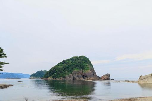 昼間のかえる島 昼間のかえる島の写真