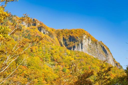 紅葉の盤司岩⑷ 盤司岩,秋,紅葉の写真素材