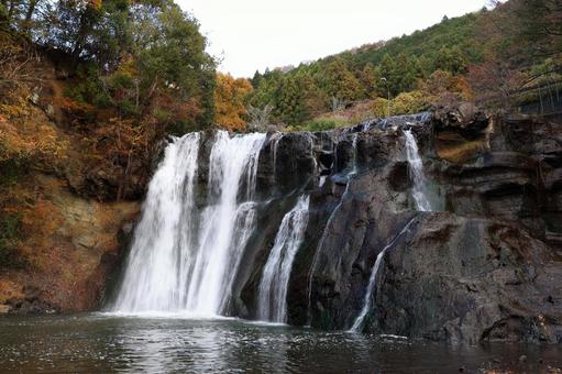 那須烏山市　龍門の滝 龍門の滝,那須烏山市,滝の写真素材