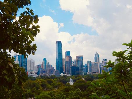 ルンピニー公園とスカイラインの絶景 ルンピニー公園とスカイラインの絶景 青空,空,スカイラインの写真素材