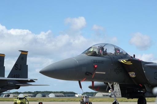 F-15E F-15E 軍用機,戦闘機,fー15の写真素材