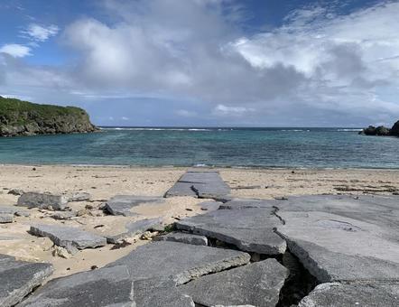 空と海の境界線 空と海の境界線 水平線,夏,癒しの写真素材