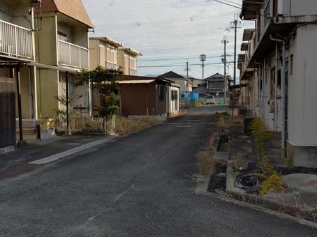 似た建物が並ぶ住宅街 文化住宅,戦後,昭和の写真素材