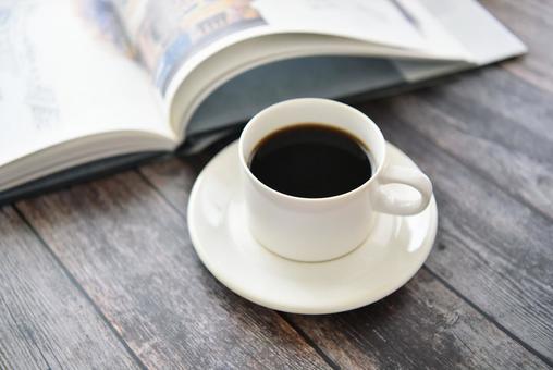 コーヒーと本 コーヒーと本 コーヒー,珈琲,coffeeの写真素材