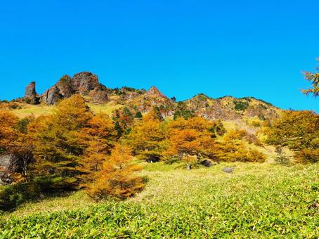 紅葉(黒斑山・浅間山) 紅葉(黒斑山・浅間山) 紅葉,もみじ,秋の写真素材