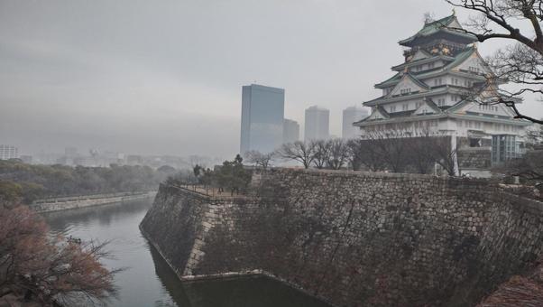 風景_秋（朝霧の大阪城_1） 自然,風景,幻想的の写真素材
