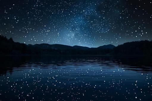 星空と湖の静寂な夜景 星空と湖の静寂な夜景の写真