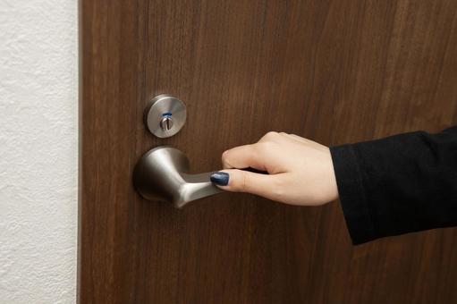 ドアノブを回す ドア,セキュリティ,オフィスの写真素材