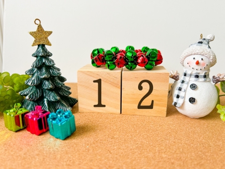 １２月のディスプレイ　余白あり １２月,december,冬の写真素材