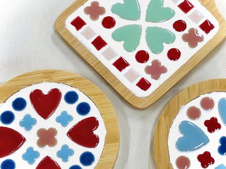モザイクタイルの作品 01 モザイクタイルの作品 01 モザイクタイル,コースター,モザイクタイルコースターの写真素材