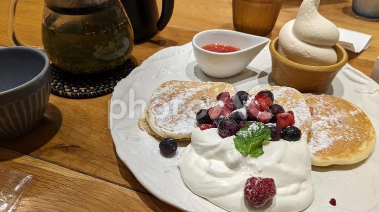 ベリーのパンケーキ パンケーキ,パンケーキセット,珈琲の写真素材