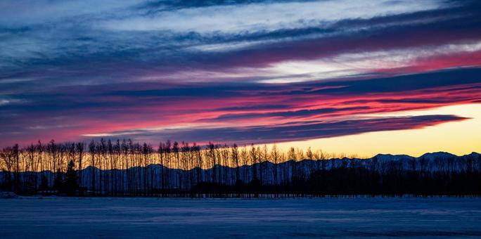 Clouds dyed in the sunset, JPG Clouds dyed in the sunset, JPG