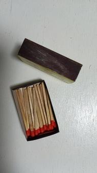 木の軸のマッチ （燐寸 ）の写真