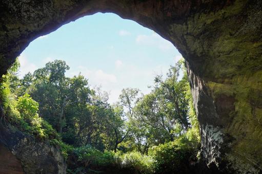 西伊豆・堂ヶ島の遊覧船から見た景色 西伊豆・堂ヶ島の遊覧船から見た景色の写真