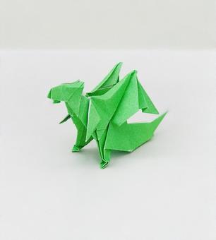 ドラゴンの折り紙 ドラゴンの折り紙 折り紙,龍,ドラゴンの写真素材