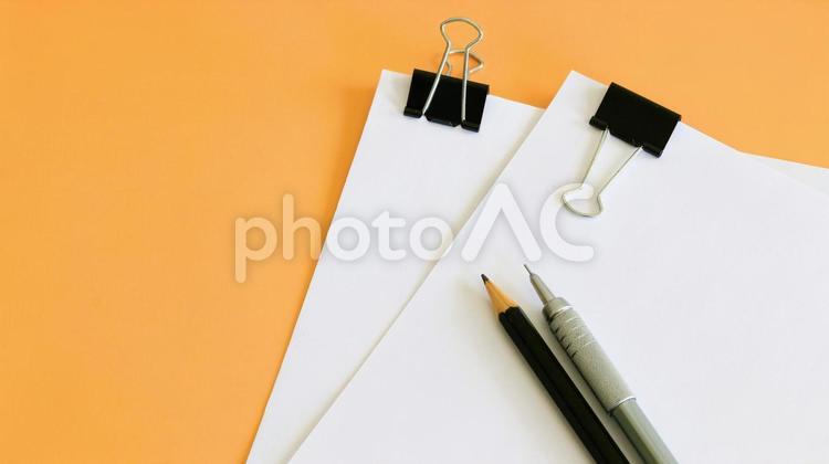 ビジネス　書類　ペーパーワーク　スペース ビジネスイメージ,書類作成,ペーパーワークの写真素材