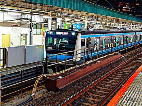 京浜東北線(ハイコントラスト) 京浜東北線(ハイコントラスト) 電車,jr,jr東日本の写真素材