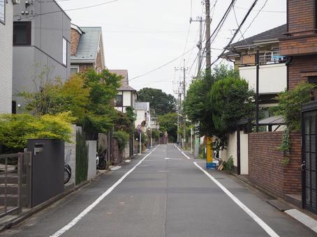 祖師ヶ谷の街並み(東京都・世田谷区) 祖師ヶ谷の街並み(東京都・世田谷区) 祖師ヶ谷通り,祖師ヶ谷,街並みの写真素材