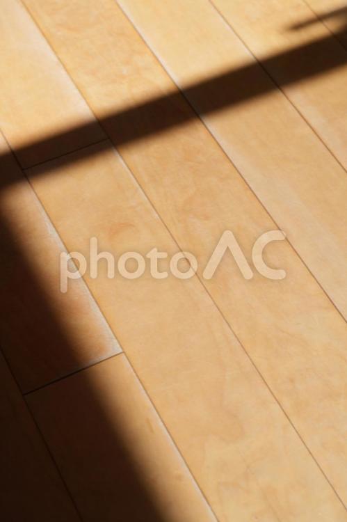 木の床と影 床,木床,学校の床の写真素材