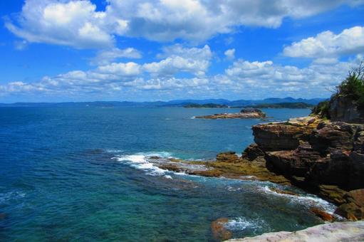 和歌山県-千畳敷からの風景 千畳敷,海食台,砂岩の写真素材