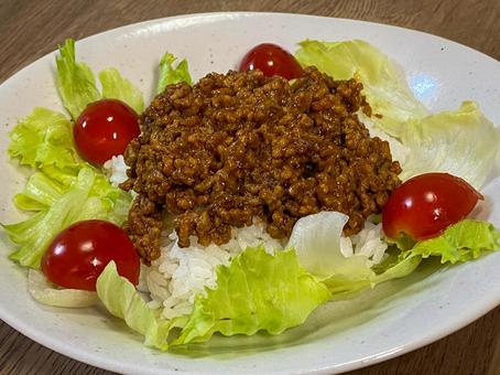 自宅で簡単タコライス 自宅で簡単タコライスの写真