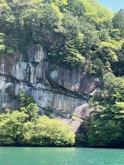 岩場2 岩場2 岩,石,水辺の写真素材