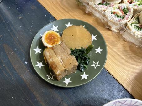 角煮 角煮 角煮,大根,卵の写真素材