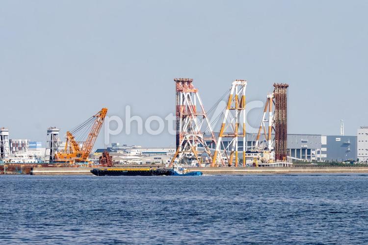 東京湾から見る東京７　港湾エリア 海,街並,風景の写真素材