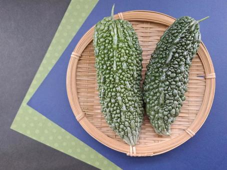 夏野菜ゴーヤ_和紙バック_1 夏野菜,野菜,ゴーヤの写真素材