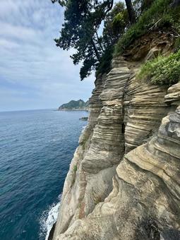 Photo, fuji-hakone izu national park, dogashima, ceiling window cave, 