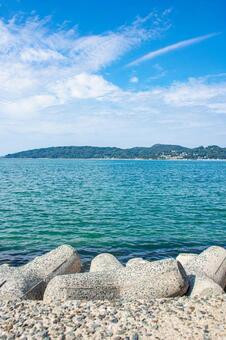 海岸通りから眺める景色 海,ビーチ,波打ち際の写真素材