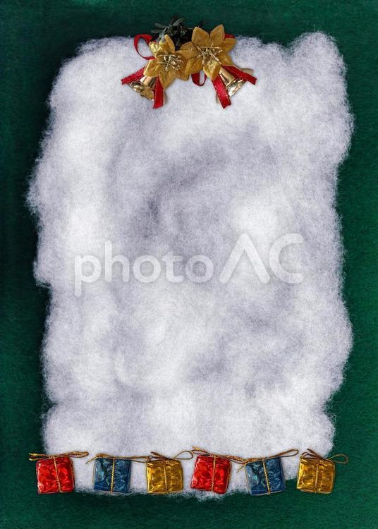 ベルとプレゼント01緑-タテ クリスマス,冬,フェルトの写真素材