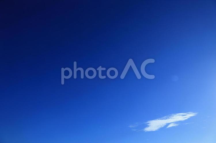 青い空 空,青空,雲の写真素材
