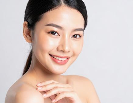 美容系の女性モデル 笑顔12 美容系の女性モデル 笑顔12の写真