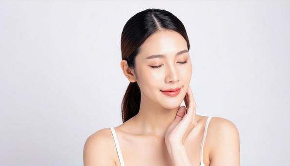 ビューティーイメージ 目をつむる女性 ビューティーイメージ 目をつむる女性の写真