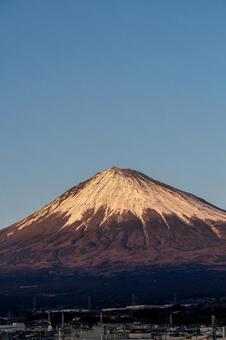 夕日差す富士の姿 富士山,世界文化遺産,静岡県の写真素材