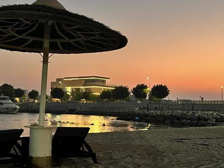 アブダビビーチの夕陽 アブダビビーチの夕陽 海外,夕焼け,ビーチの写真素材