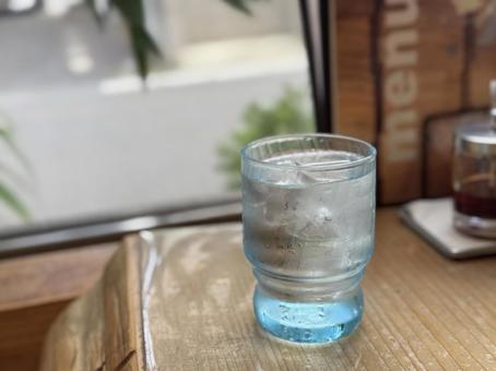 お冷 お冷 水,お冷,ミネラルウォーターの写真素材