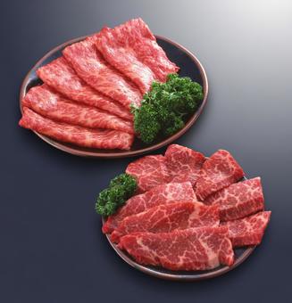 焼肉用とすき焼き用牛肉 焼肉用とすき焼き用牛肉 焼き肉用,すき焼き用,牛肉の写真素材