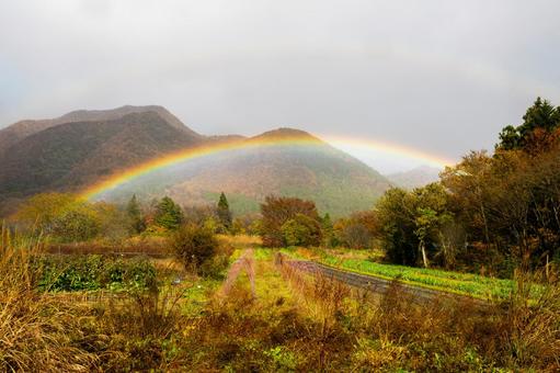 虹⑽ 虹,七色,山の写真素材
