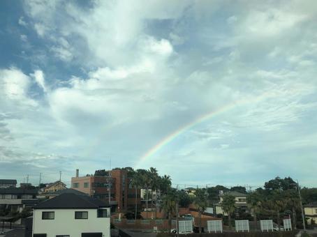 空に虹のある風景 空に虹のある風景の写真