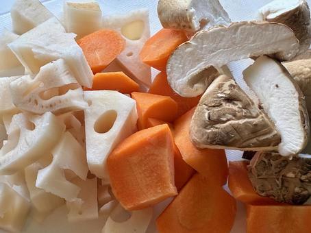 蓮根と人参としいたけ 料理,蓮根,野菜の写真素材