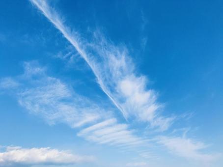 何かに見える雲の写真