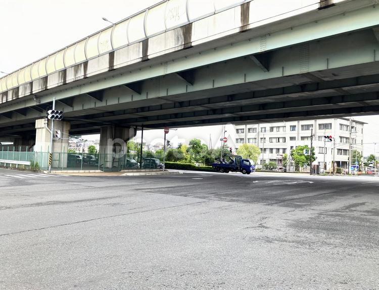 青葉区市ヶ尾交差点周辺 市ヶ尾,市が尾,市ヶ尾交差点の写真素材