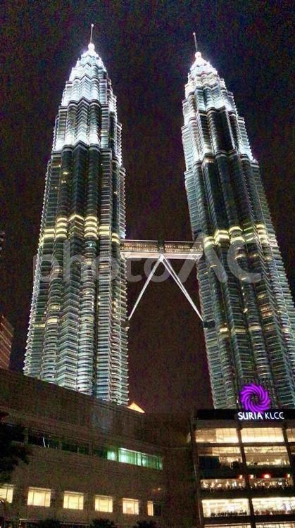 ペトロナスツインタワー　マレーシア マレーシア,クアラルンプール,ペトロナスツインタワーの写真素材