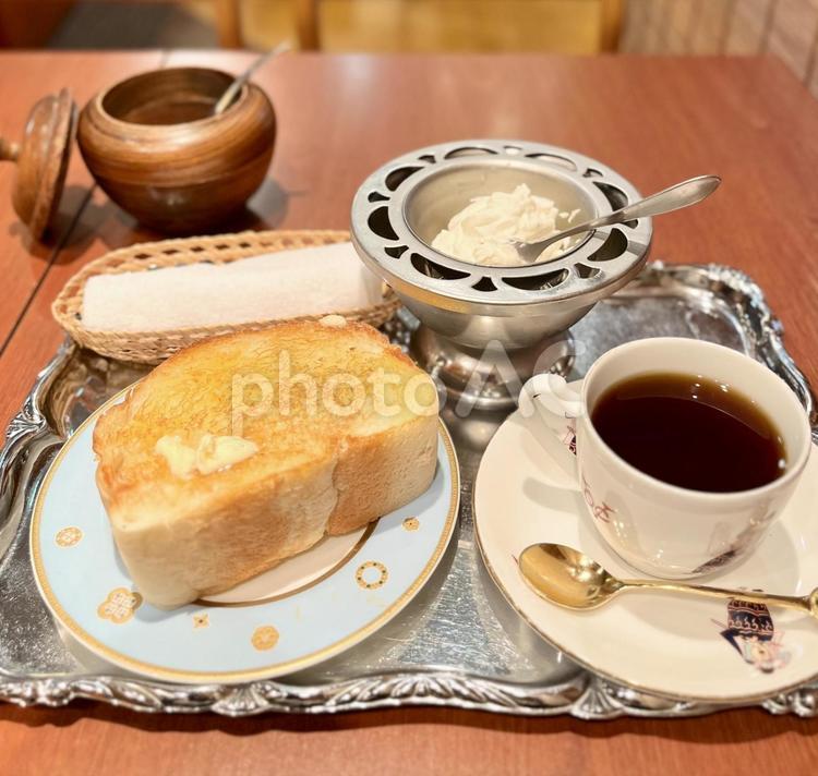 純喫茶のトーストとコーヒーセット コーヒー,モーニング,パンの写真素材