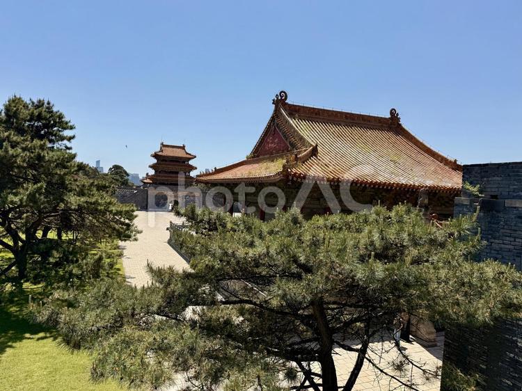 城楼からの王宮 北陵公園,中国,海外の写真素材
