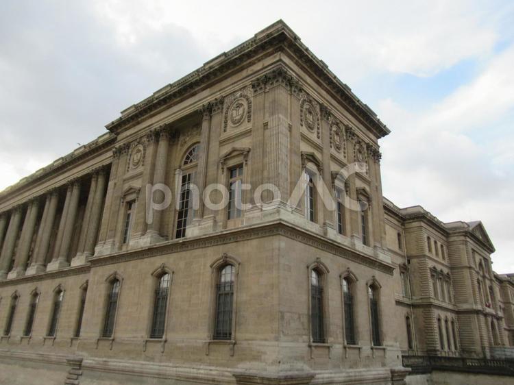 フランスパリの世界遺産のルーブル美術館 ルーブル美術館,ルーブル,美術館の写真素材