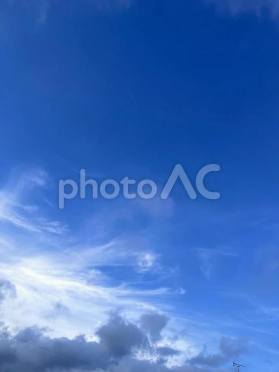 雲のある夕空 空,晴れ,夕焼け空の写真素材