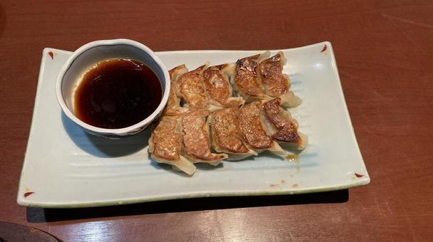 一口餃子〜ミニサイズ 餃子,おかず,中華の写真素材